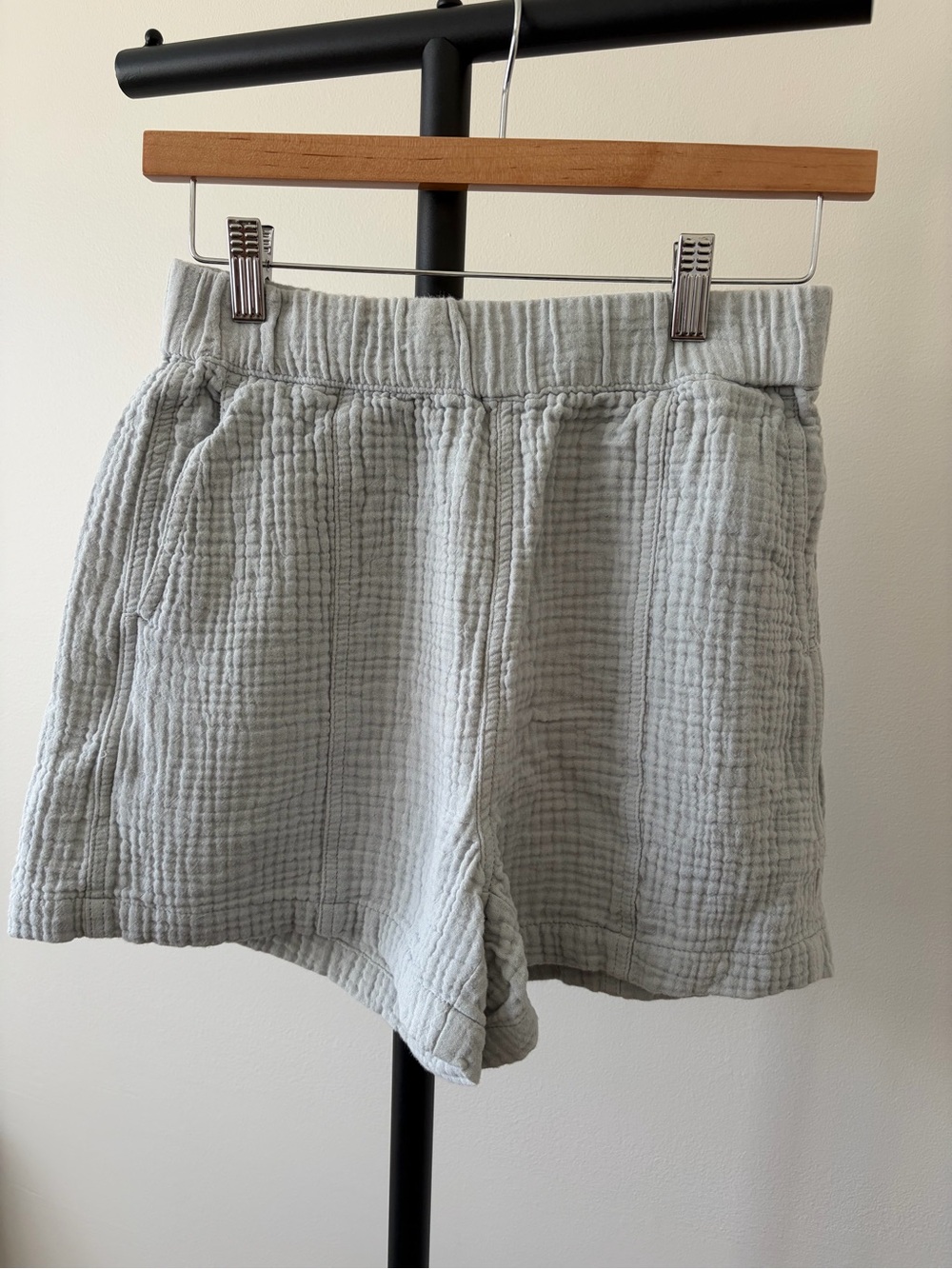 Madewell Light Gray Quilted Pull-On Athletic Shorts
